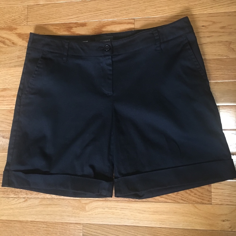 The limited sexy Drew fit Size 8